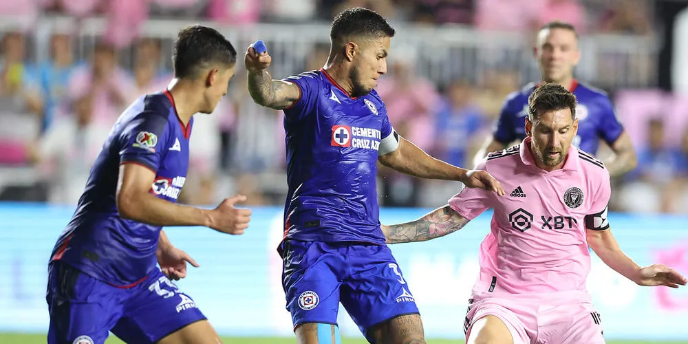 Cruz Azul - Chivas Guadalaja